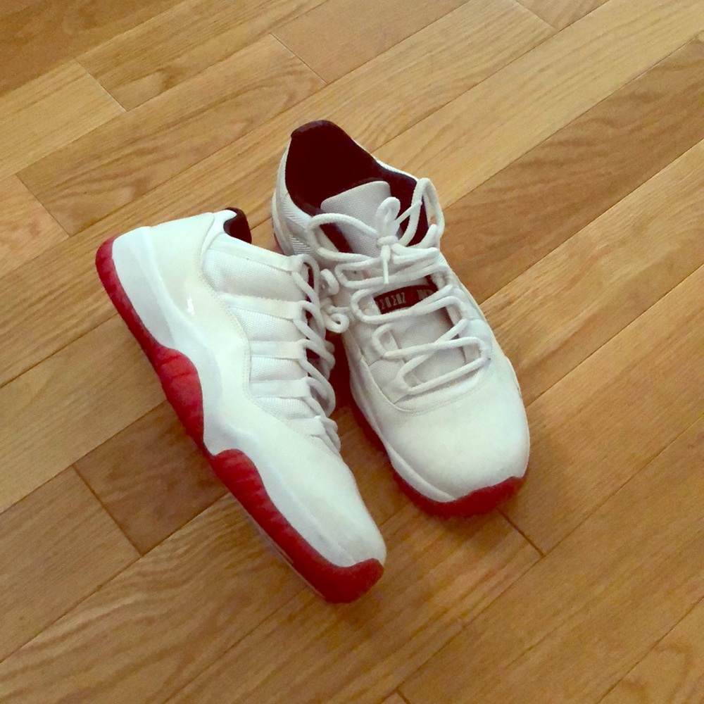 Jordan 11s